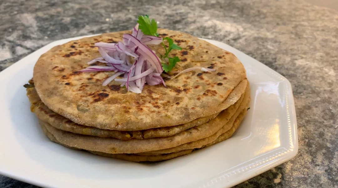 Aloo Pyaz Paratha